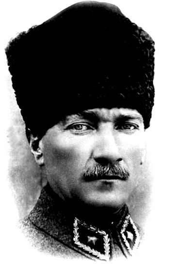 4 Atatürk hakkında eKitap